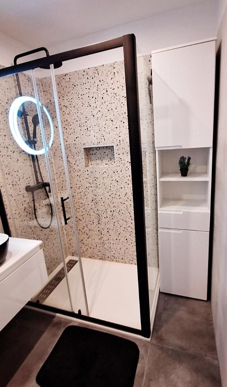 Apartment Brdo Pula Exterior foto